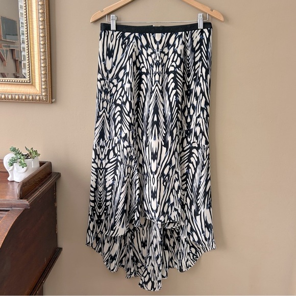 Anthropologie Liefsdottir Silk High Low Monarch Butterfly Print Midi Skirt Sz 8 - Picture 4 of 6